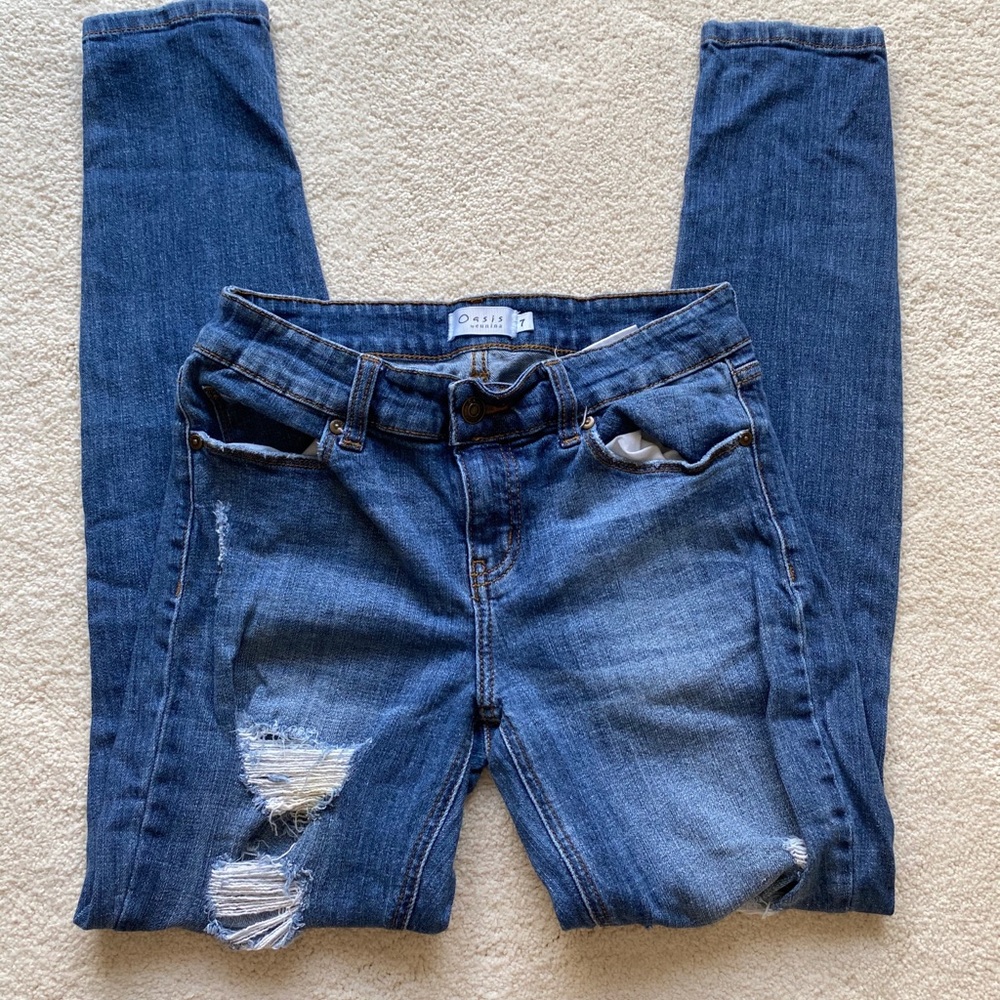 Oasis Ripped Jeans